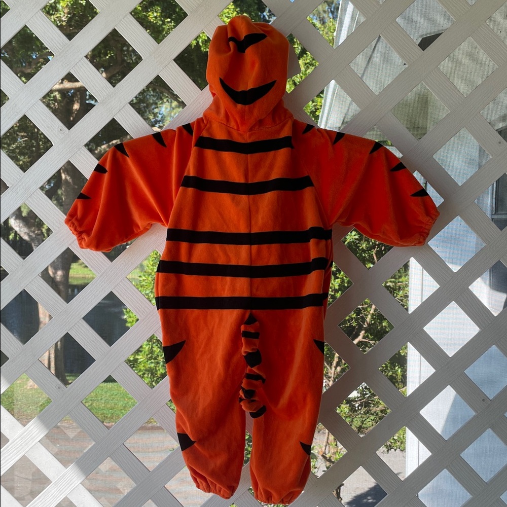 ‘Disney World Baby’ Vintage Plush Tigger Costume 6–12 Months (#1) - Picture 2 of 12